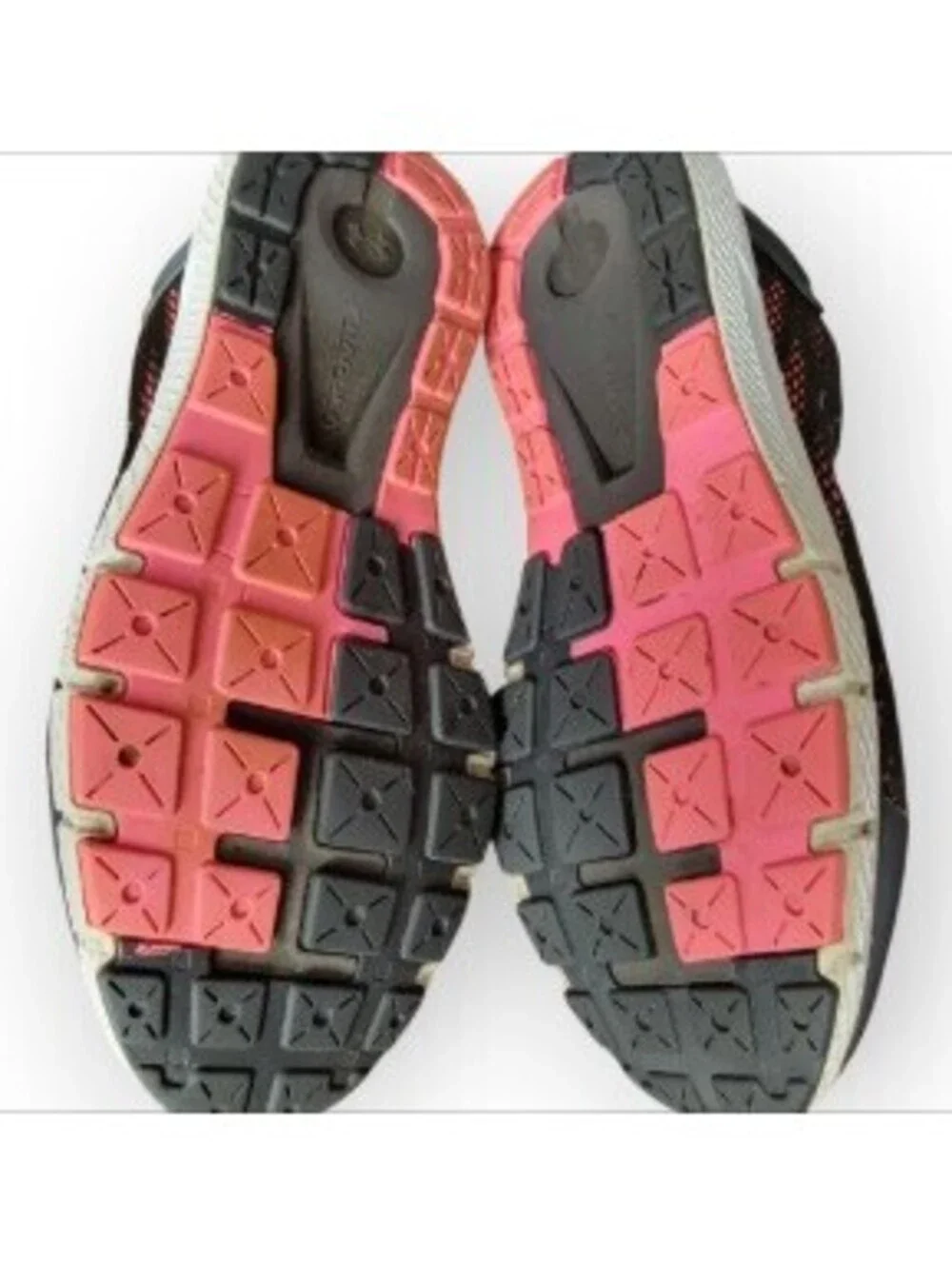 Under Armour Charged Rogue Womens 8 Running Shoes Gray Pink Athletic Sneakers